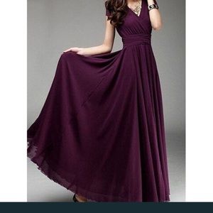 Formal dress size 8 -10 new w/I tags